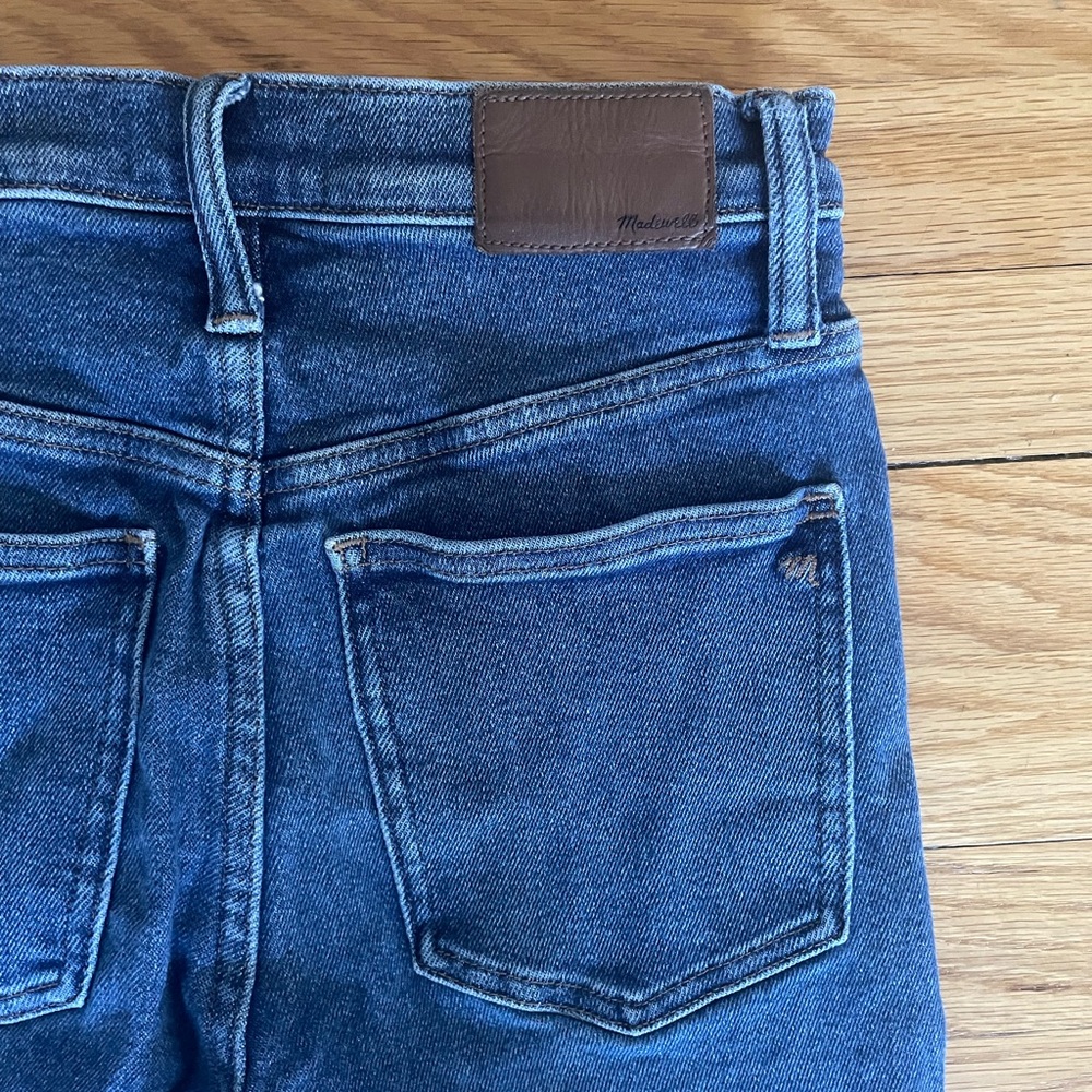 Madewell Perfect Vintage Jeans size 27, true blue, full length